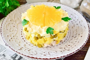 Оливье с ананасом