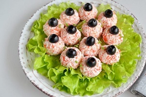 Салат-закуска Елочные шарики