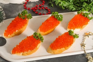 Бутерброды с красной икрой Морковки