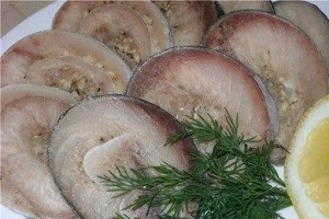 Рулет из скумбрии