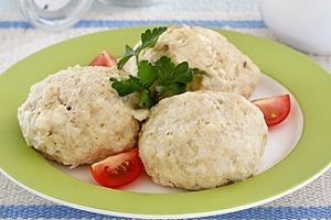 Паровые куриные котлетки фаршированные печенью