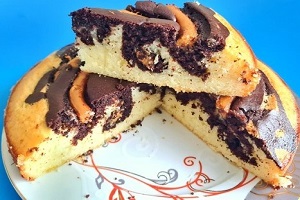 Пирог со сгущёнкой